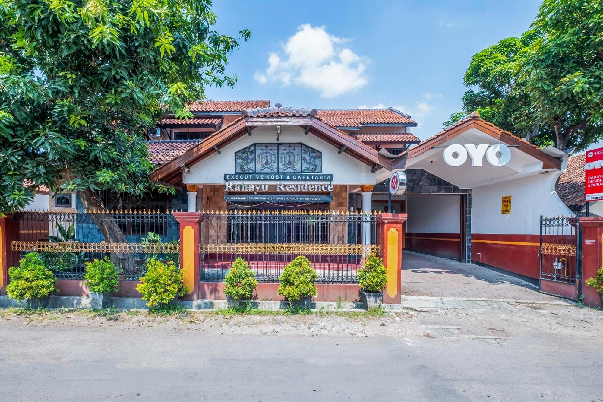 Oyo Collection O 1032 Rahayu Residence Syariah Cirebon Eksteriør bilde