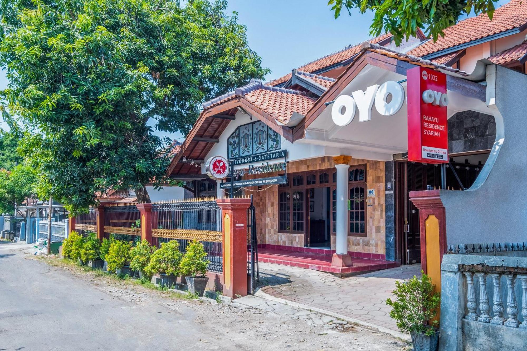Oyo Collection O 1032 Rahayu Residence Syariah Cirebon Eksteriør bilde